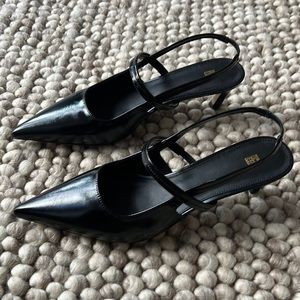 Used once - Toteme the sharp leather Slingback pumps - EU40